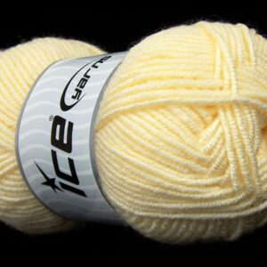 4x100gr Classic Wool Worsted Light Yellow